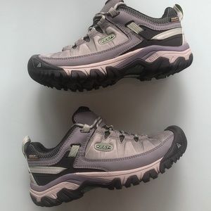 Keen Targhee III Waterproof Hiking Shoes
